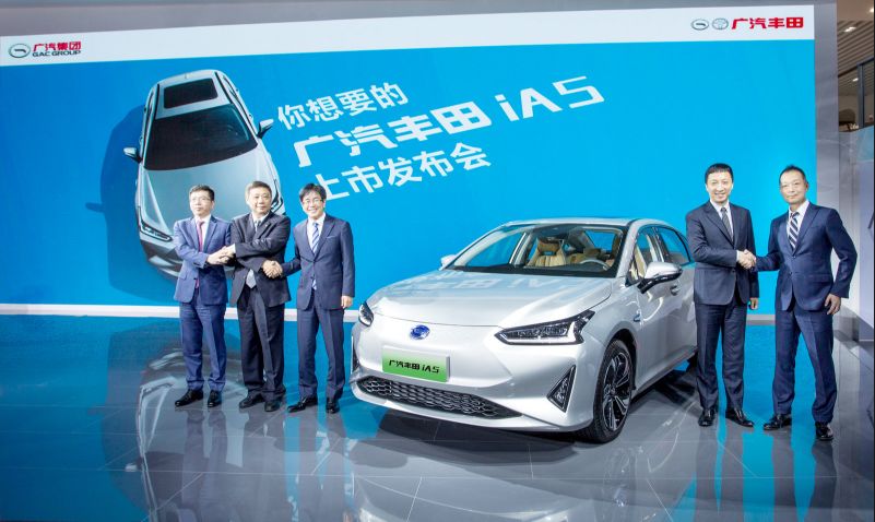 2025新澳门正版免费资料车,探索未来，2025新澳门正版免费资料车